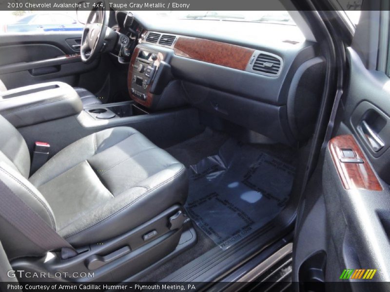 Taupe Gray Metallic / Ebony 2010 Chevrolet Avalanche LT 4x4