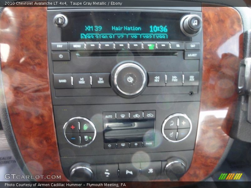 Taupe Gray Metallic / Ebony 2010 Chevrolet Avalanche LT 4x4