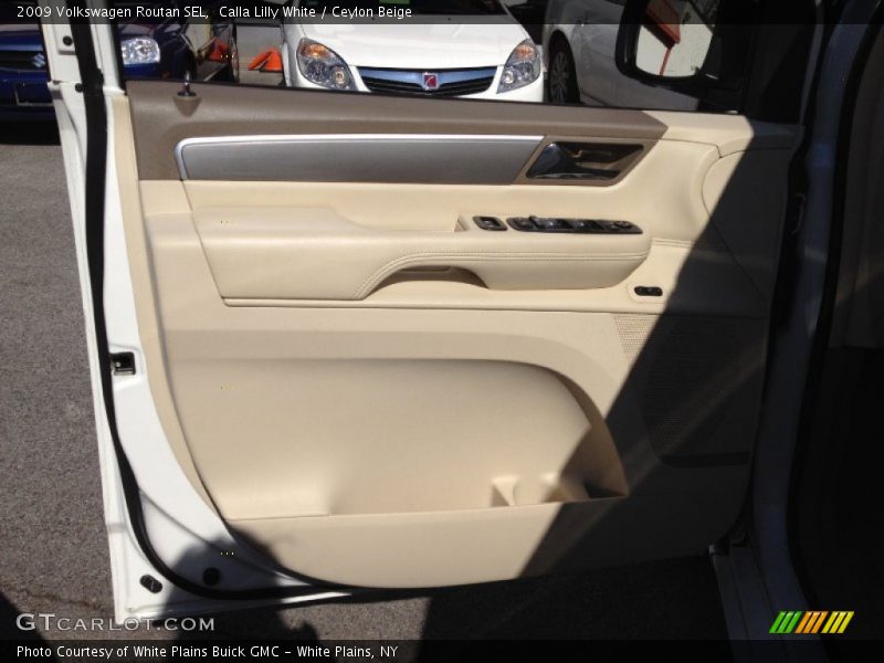 Calla Lilly White / Ceylon Beige 2009 Volkswagen Routan SEL