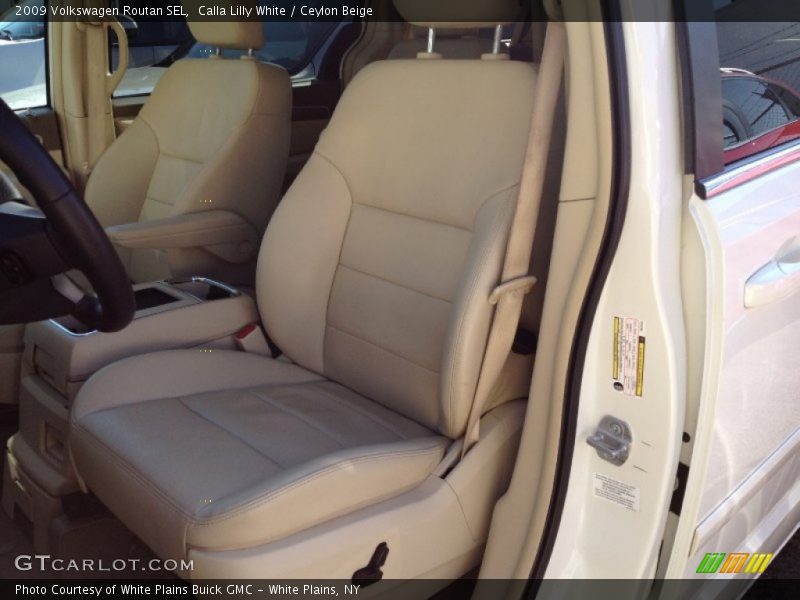 Calla Lilly White / Ceylon Beige 2009 Volkswagen Routan SEL