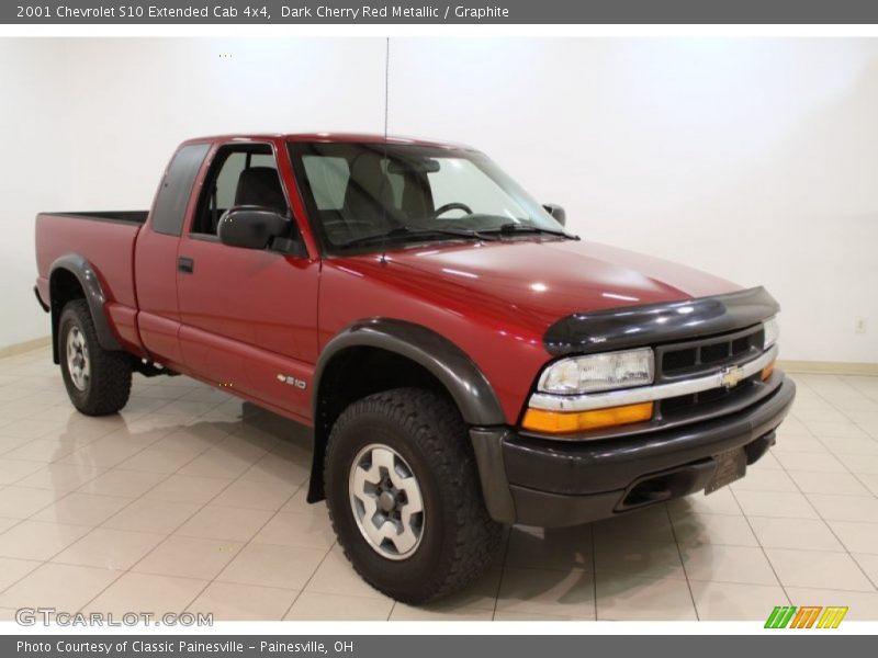 Dark Cherry Red Metallic / Graphite 2001 Chevrolet S10 Extended Cab 4x4