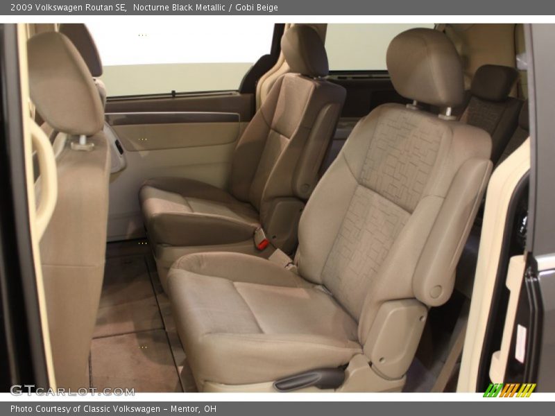 Nocturne Black Metallic / Gobi Beige 2009 Volkswagen Routan SE
