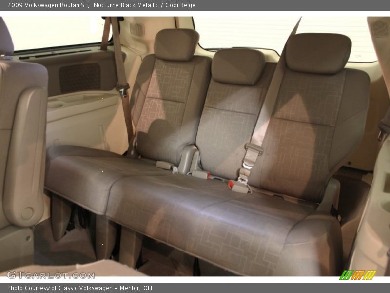 Nocturne Black Metallic / Gobi Beige 2009 Volkswagen Routan SE