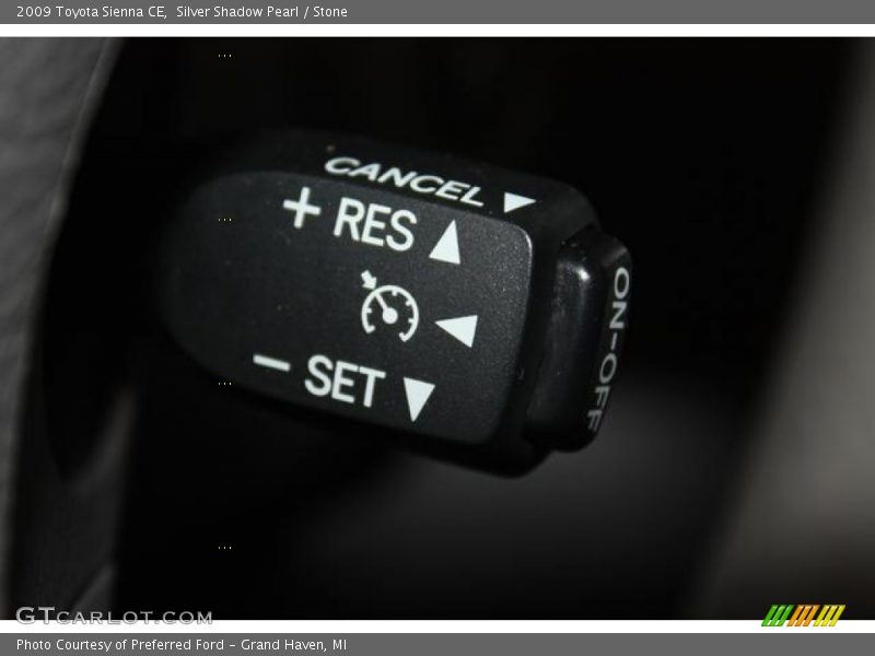 Silver Shadow Pearl / Stone 2009 Toyota Sienna CE