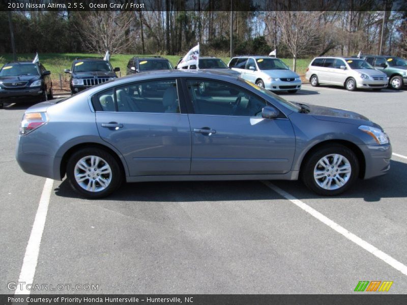 Ocean Gray / Frost 2010 Nissan Altima 2.5 S