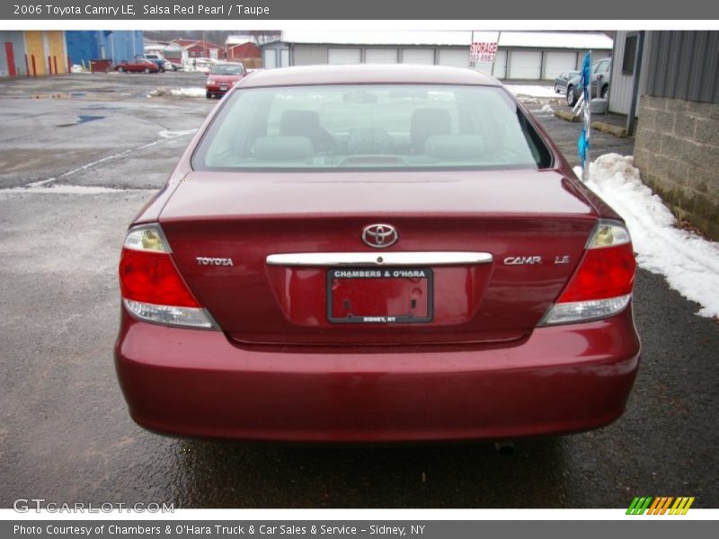 Salsa Red Pearl / Taupe 2006 Toyota Camry LE