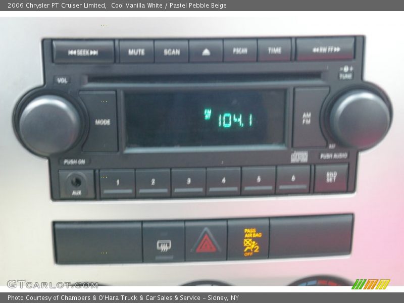 Cool Vanilla White / Pastel Pebble Beige 2006 Chrysler PT Cruiser Limited