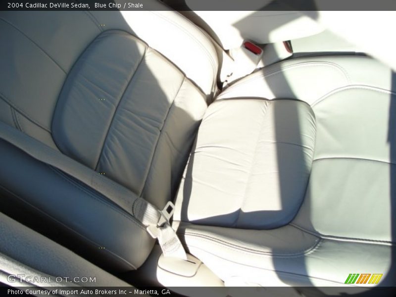 Blue Chip / Shale 2004 Cadillac DeVille Sedan