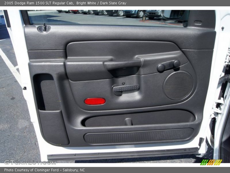 Bright White / Dark Slate Gray 2005 Dodge Ram 1500 SLT Regular Cab