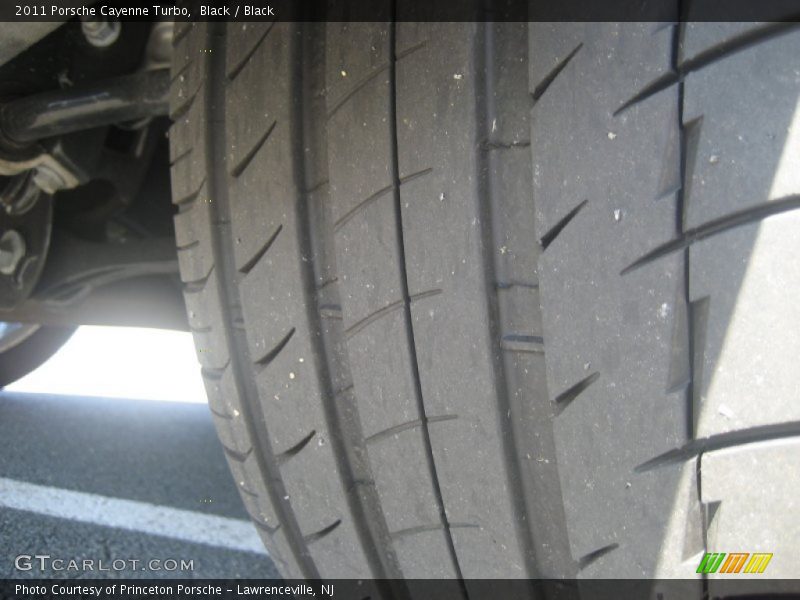 Black / Black 2011 Porsche Cayenne Turbo