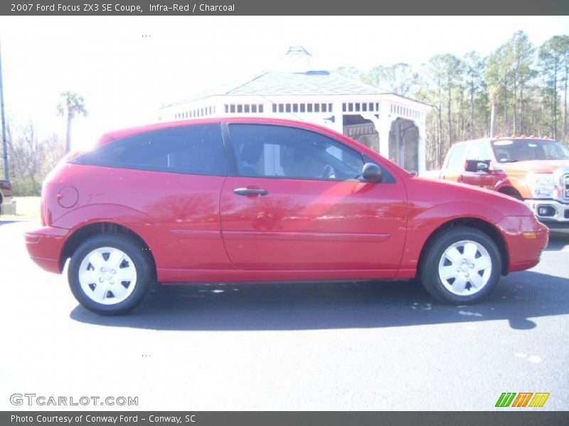 Infra-Red / Charcoal 2007 Ford Focus ZX3 SE Coupe