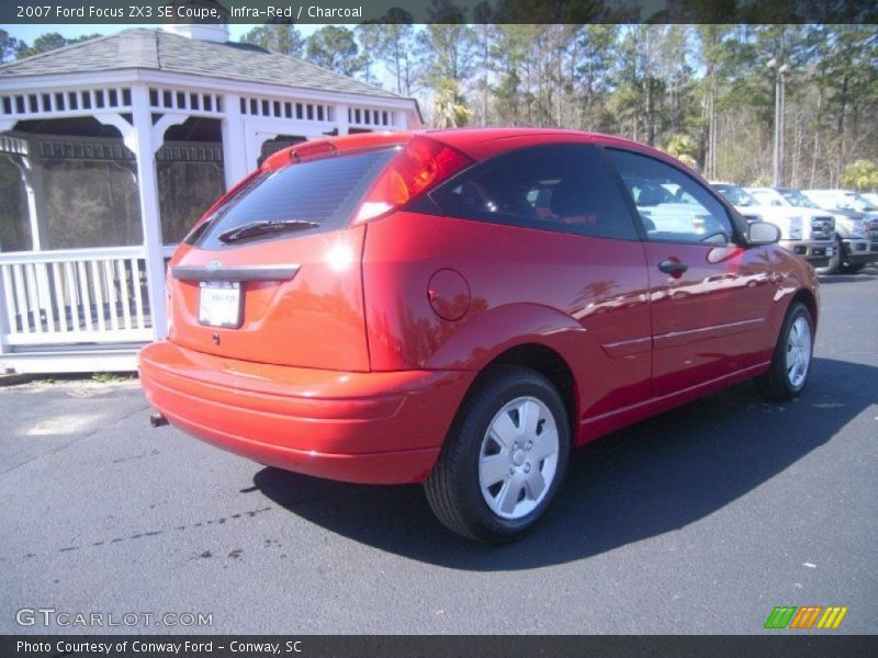 Infra-Red / Charcoal 2007 Ford Focus ZX3 SE Coupe