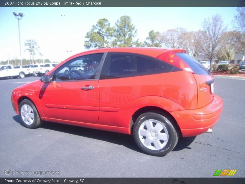 Infra-Red / Charcoal 2007 Ford Focus ZX3 SE Coupe