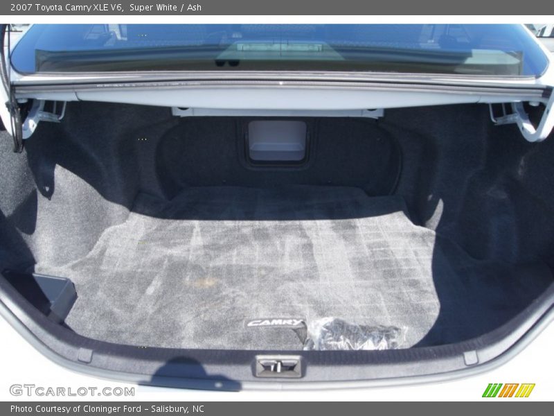 Super White / Ash 2007 Toyota Camry XLE V6