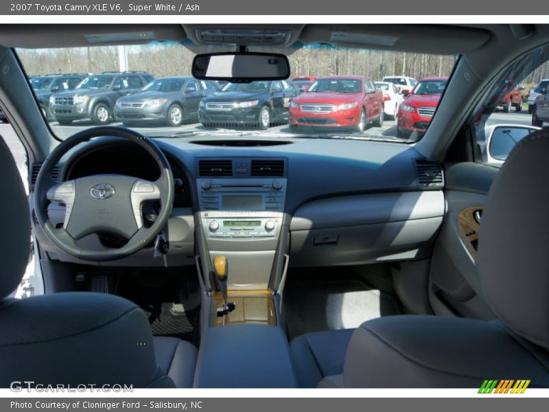Super White / Ash 2007 Toyota Camry XLE V6
