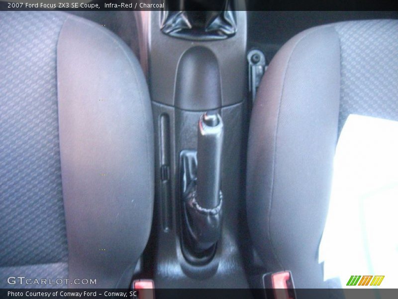 Infra-Red / Charcoal 2007 Ford Focus ZX3 SE Coupe