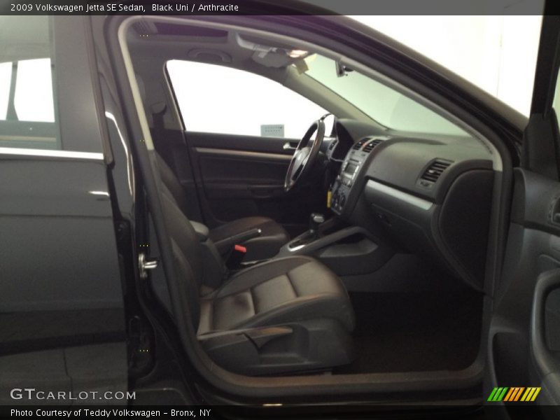 Black Uni / Anthracite 2009 Volkswagen Jetta SE Sedan