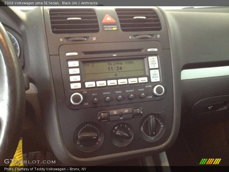 Black Uni / Anthracite 2009 Volkswagen Jetta SE Sedan