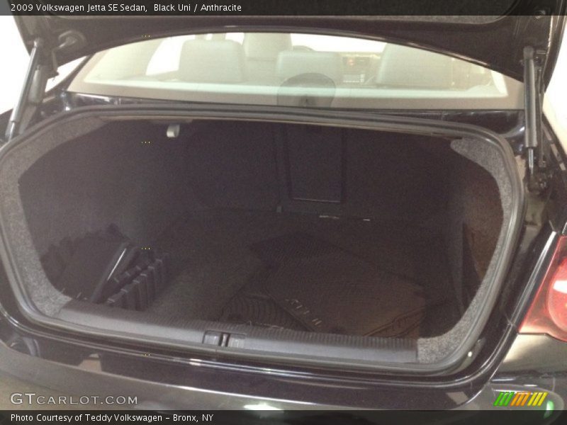 Black Uni / Anthracite 2009 Volkswagen Jetta SE Sedan