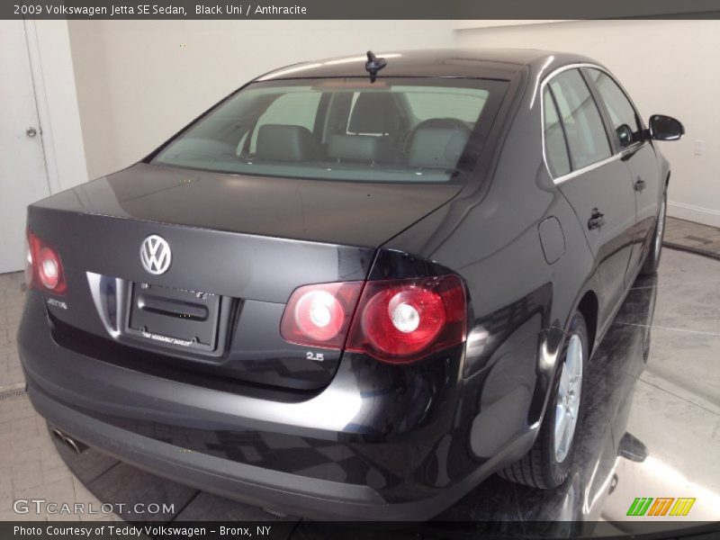 Black Uni / Anthracite 2009 Volkswagen Jetta SE Sedan