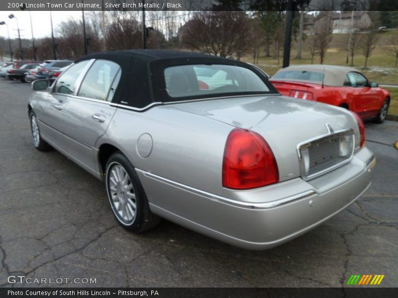 Silver Birch Metallic / Black 2004 Lincoln Town Car Ultimate