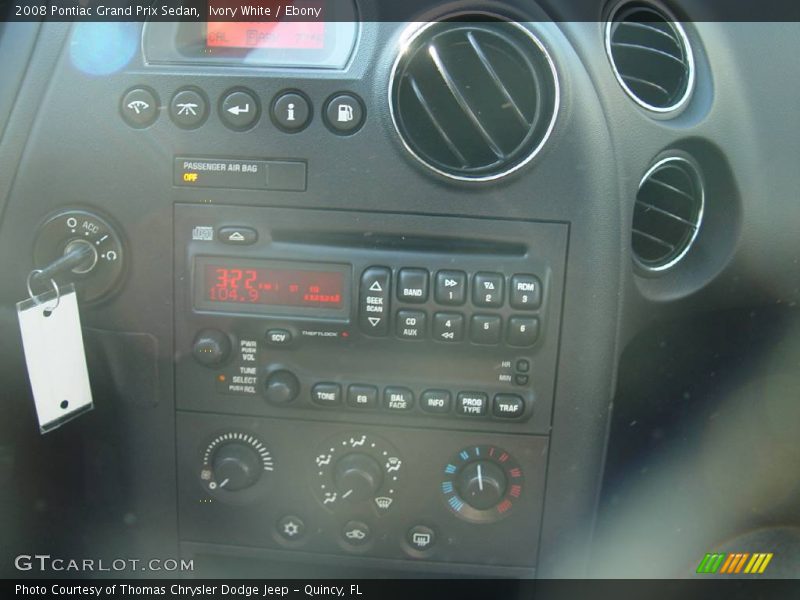 Ivory White / Ebony 2008 Pontiac Grand Prix Sedan