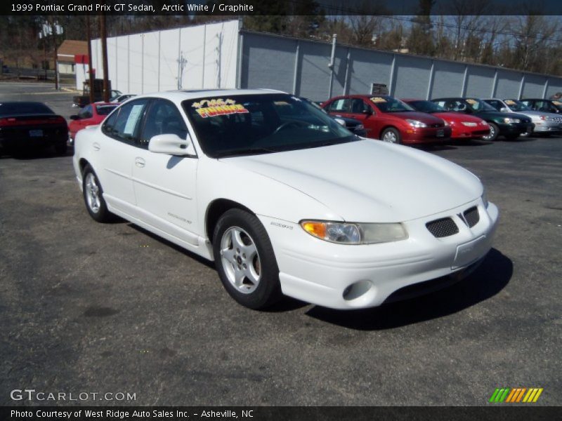Arctic White / Graphite 1999 Pontiac Grand Prix GT Sedan