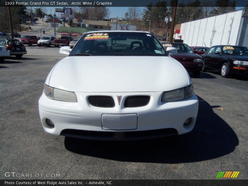 Arctic White / Graphite 1999 Pontiac Grand Prix GT Sedan