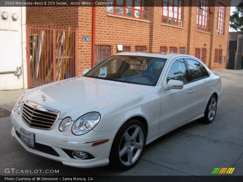 Arctic White / Cashmere 2009 Mercedes-Benz E 350 Sedan