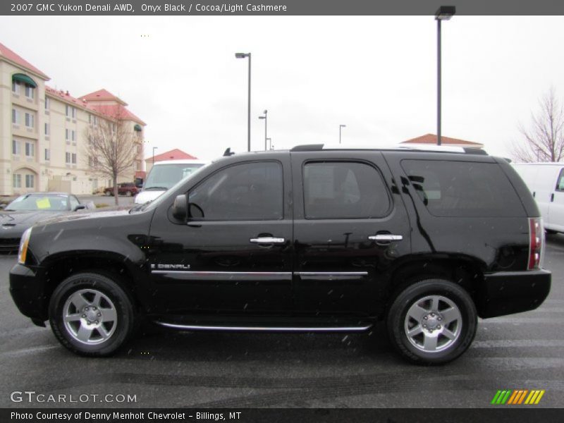 Onyx Black / Cocoa/Light Cashmere 2007 GMC Yukon Denali AWD