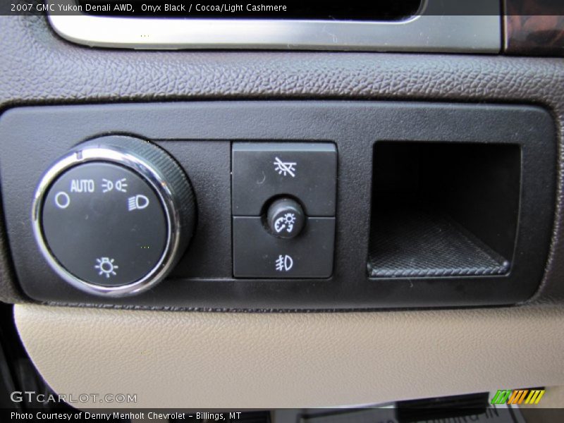 Onyx Black / Cocoa/Light Cashmere 2007 GMC Yukon Denali AWD