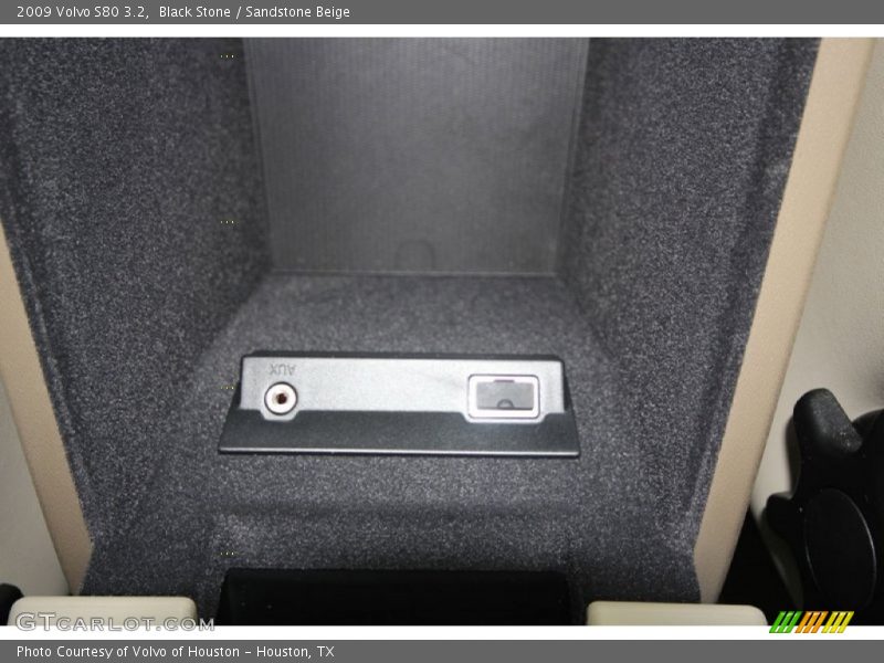 Black Stone / Sandstone Beige 2009 Volvo S80 3.2
