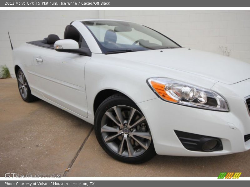 Ice White / Cacao/Off Black 2012 Volvo C70 T5 Platinum