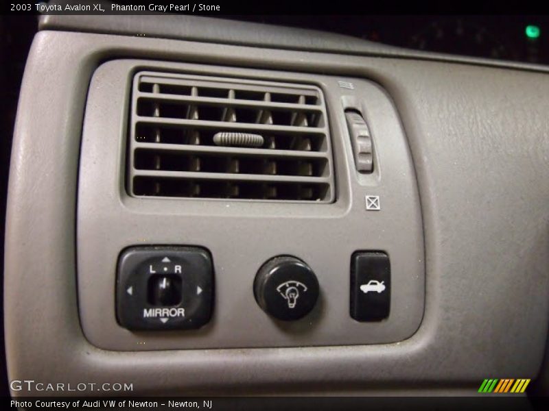 Phantom Gray Pearl / Stone 2003 Toyota Avalon XL