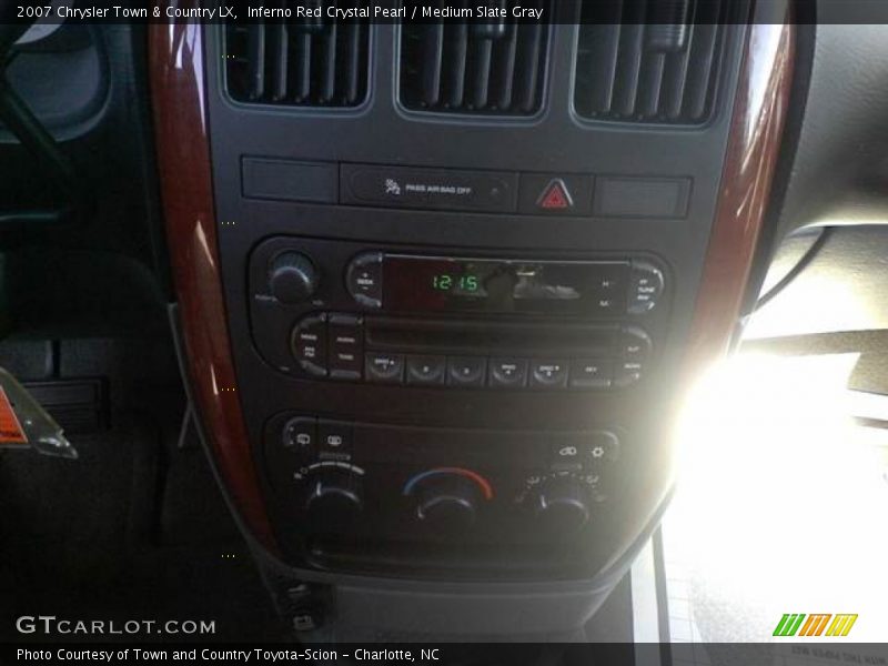 Inferno Red Crystal Pearl / Medium Slate Gray 2007 Chrysler Town & Country LX