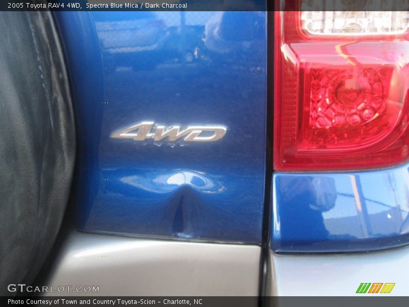 Spectra Blue Mica / Dark Charcoal 2005 Toyota RAV4 4WD