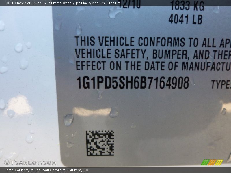 Summit White / Jet Black/Medium Titanium 2011 Chevrolet Cruze LS