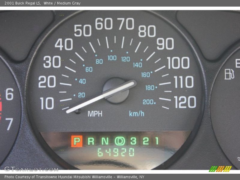 White / Medium Gray 2001 Buick Regal LS