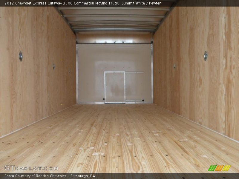 Summit White / Pewter 2012 Chevrolet Express Cutaway 3500 Commercial Moving Truck