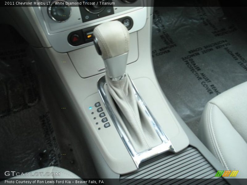 White Diamond Tricoat / Titanium 2011 Chevrolet Malibu LT