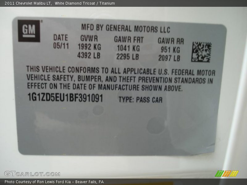 White Diamond Tricoat / Titanium 2011 Chevrolet Malibu LT
