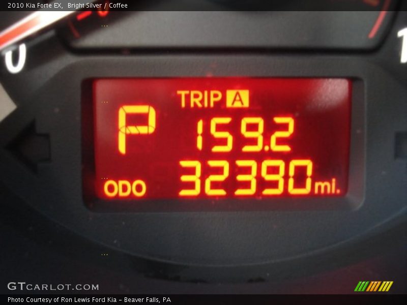 Bright Silver / Coffee 2010 Kia Forte EX