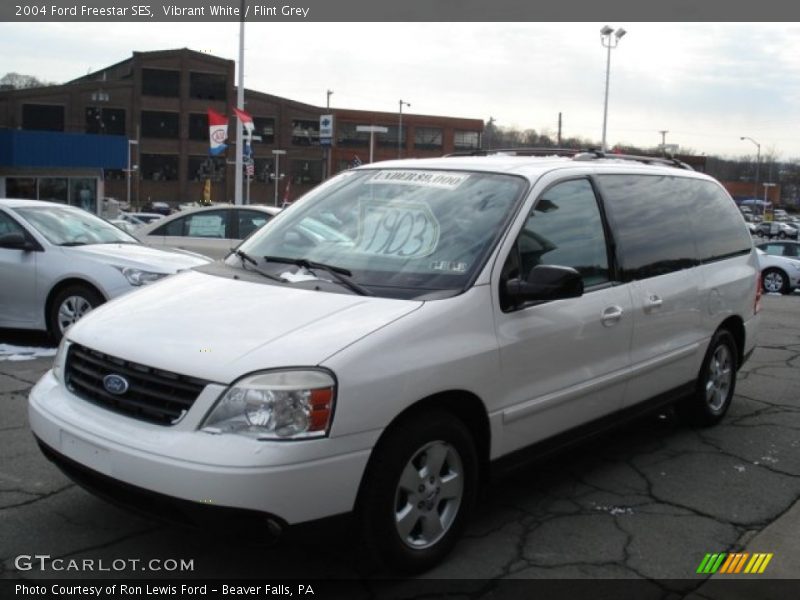 Vibrant White / Flint Grey 2004 Ford Freestar SES