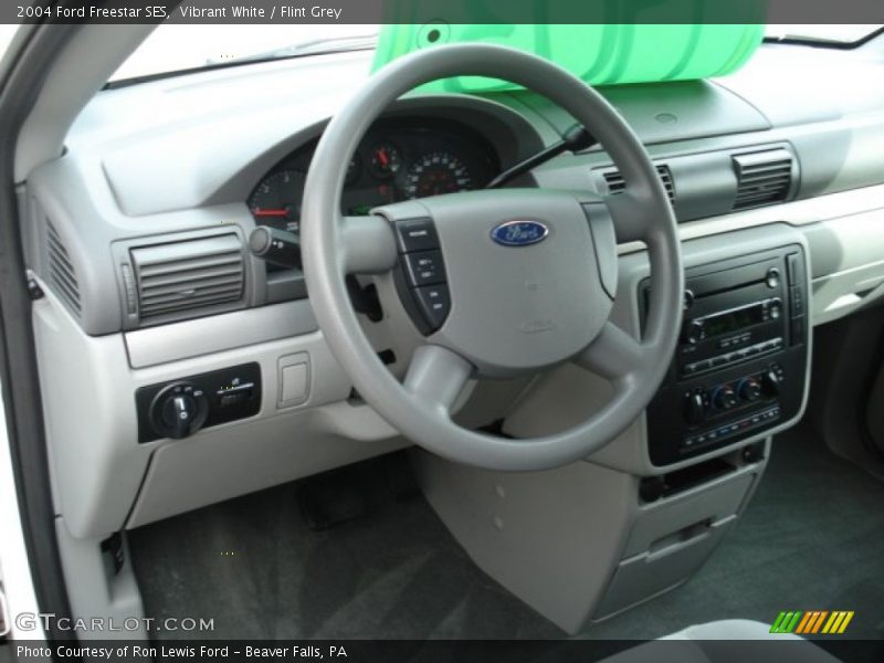 Vibrant White / Flint Grey 2004 Ford Freestar SES