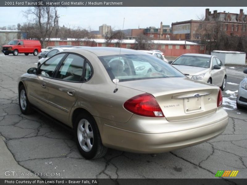 Harvest Gold Metallic / Medium Parchment 2001 Ford Taurus SE