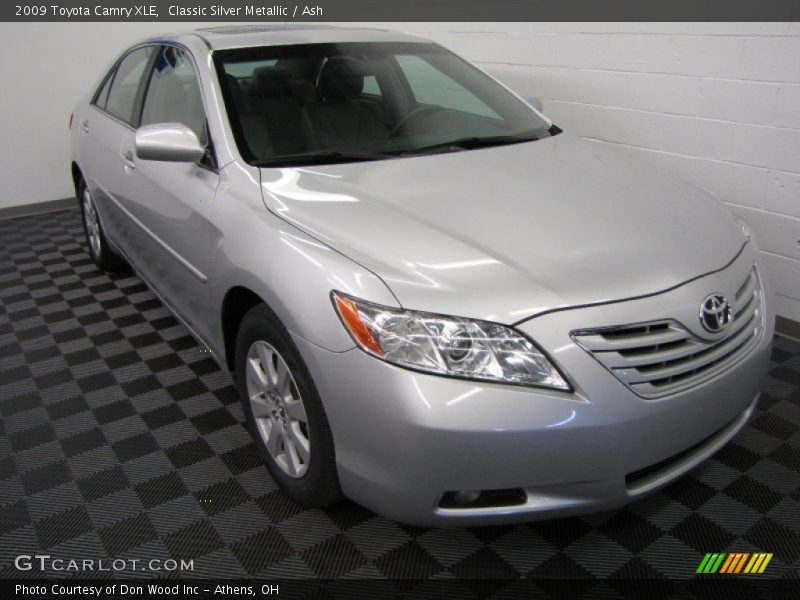 Classic Silver Metallic / Ash 2009 Toyota Camry XLE