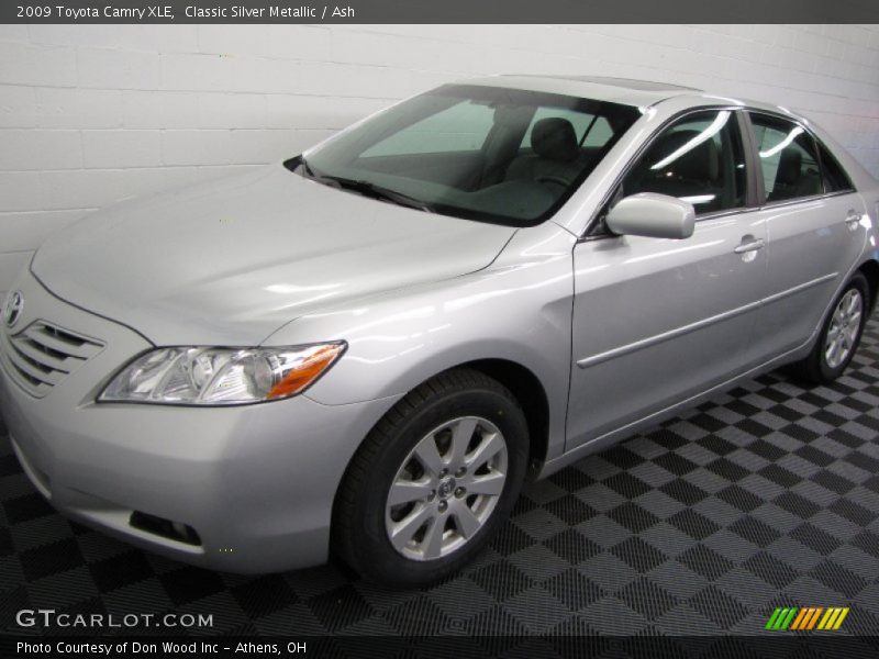 Classic Silver Metallic / Ash 2009 Toyota Camry XLE