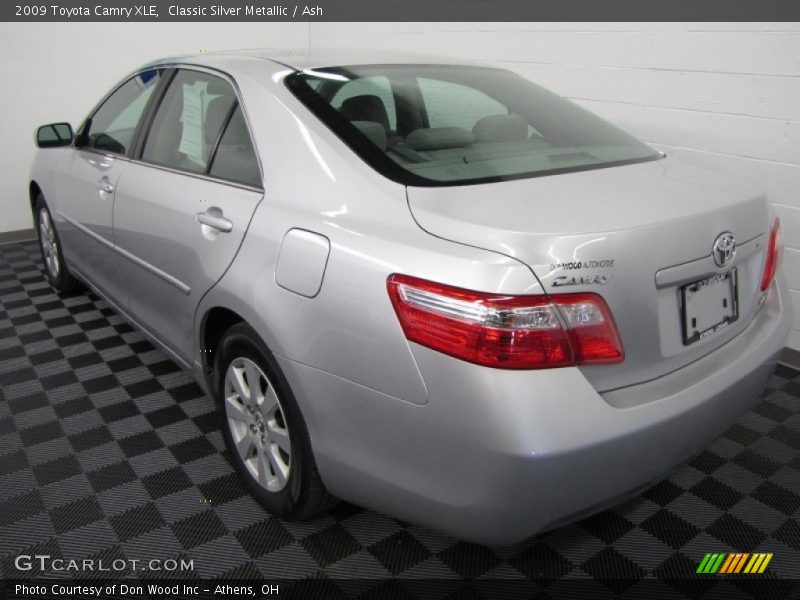 Classic Silver Metallic / Ash 2009 Toyota Camry XLE