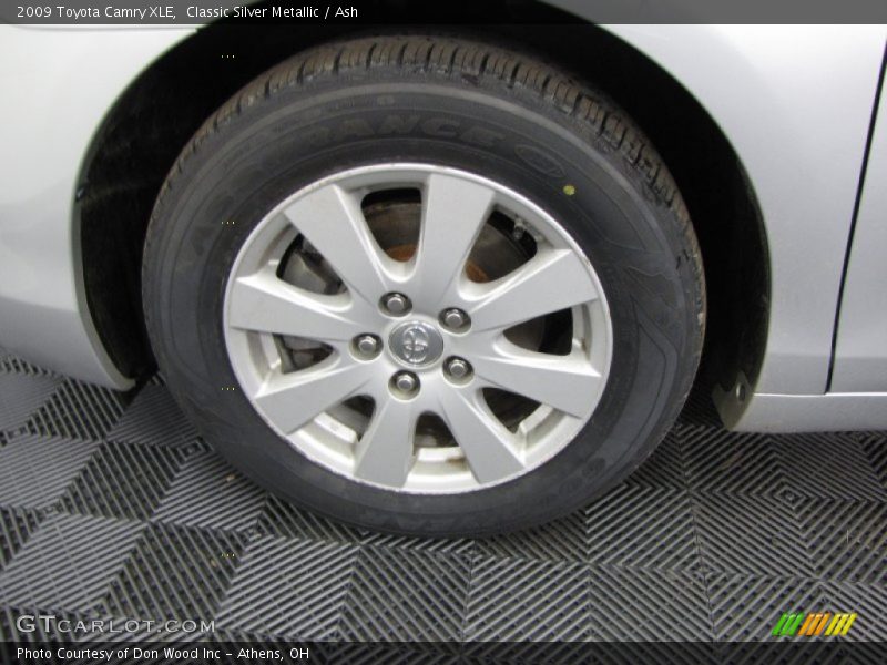 Classic Silver Metallic / Ash 2009 Toyota Camry XLE