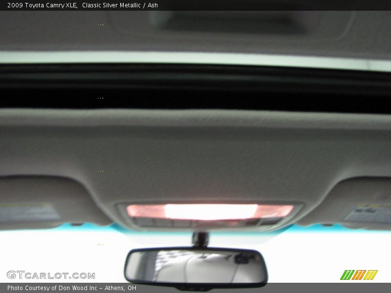Classic Silver Metallic / Ash 2009 Toyota Camry XLE
